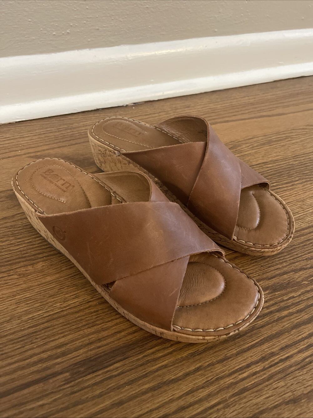 Born Leather Wedge Sandals Womens 9/40.5 Brown Criss Cross Slip On Comfort Sole